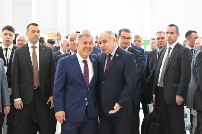 Rustam Minnikhanov visited KAZANSUMMIT-2019