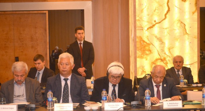 Международный круглый стол «Культурное взаимодействие — наследие Чингиза Айтматова» (ФОТО)