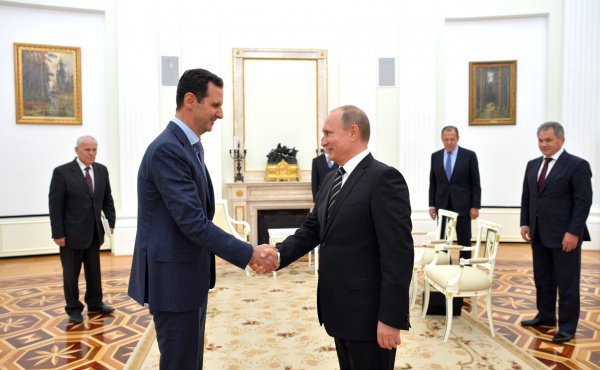 بوتين للأسد: مواصلة مساعدة سورية حكومة وشعبا في الدفاع وضمان الأمن وإعادة الإعمار