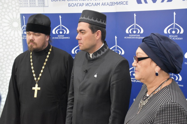 Islam and society: inter-religious dialogue on the example of Russian and foreign dialogues has been discussed in the Bulgarian Islamic Academy
