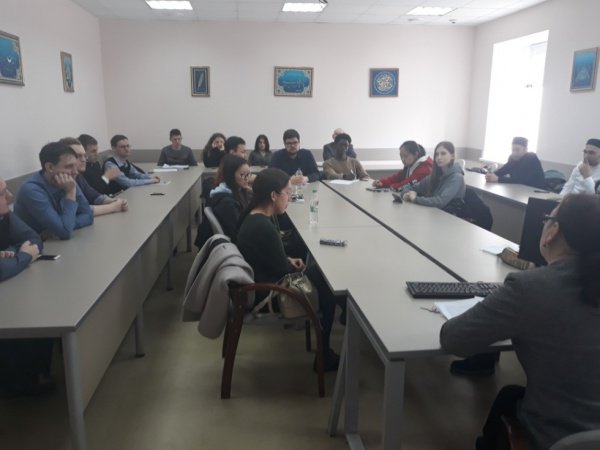 Эльмира Садыкова приняла участие в круглом столе по межрелигиозному диалогу, организованном в Казанском университете 