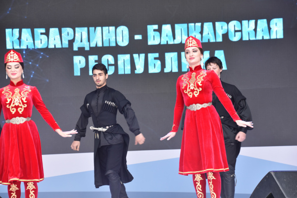 «Синтез мира, синтез искусств» - Казань на один день вобрала в себя весь Северный Кавказ