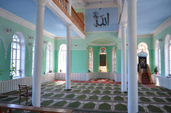 Where is the northernmost mosque in Russia located?