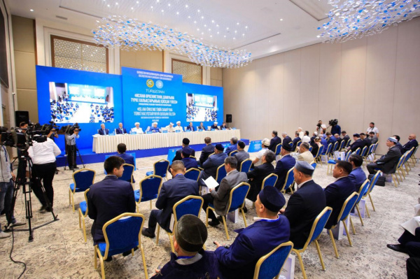 Turkestan discusses the contribution of Turkic peoples to the development of Islamic civilization
