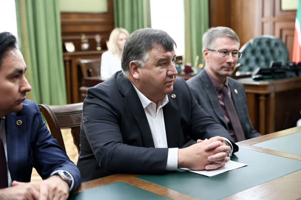 Delegation from Al-Azhar University Visits Kazan