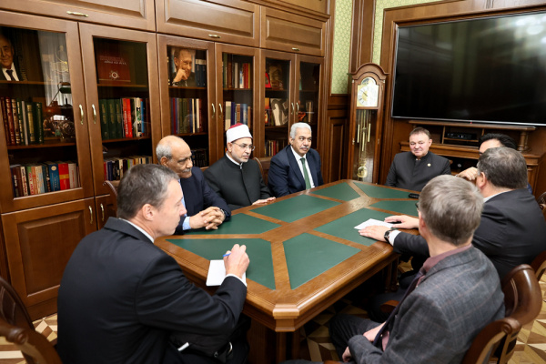 Delegation from Al-Azhar University Visits Kazan
