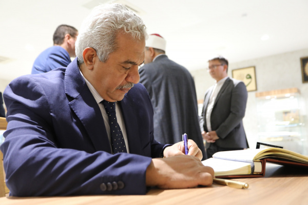 رئيس جامعة الأزهر يأمل أن تُسهم أكاديمية 