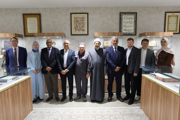 رئيس جامعة الأزهر يأمل أن تُسهم أكاديمية 