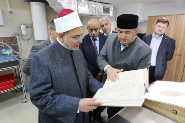 رئيس جامعة الأزهر يأمل أن تُسهم أكاديمية 