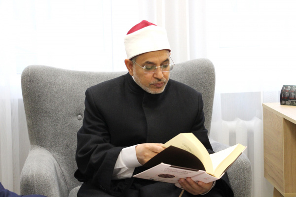 الأزهر وروسيا يعززان شراكتهما العلمية والتعليمية