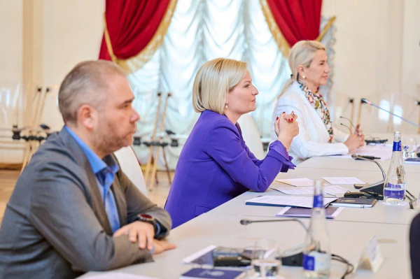 Состоялось заседание оргкомитета по подготовке и проведению программы «Казань – культурная столица исламского мира» в 2026 году Состоялось заседание оргкомитета по подготовке и проведению программы «Казань – культурная столица исламского мира» в 2026 году