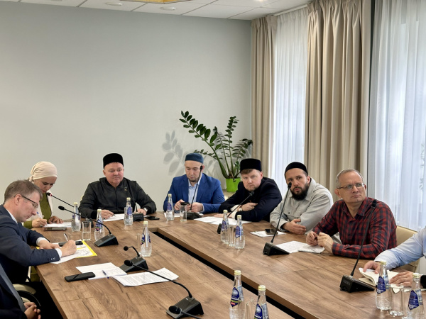 الأكاديمية الإسلامية البولغارية وجامعة الأزهر تبحثان أوجه التعاون المشتركة