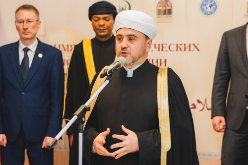   وزير الأوقاف والشؤون الدينية العُماني يزور روسيا