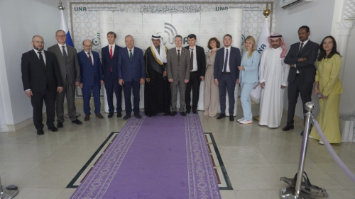 وفد روسي يزور مقر منظمة التعاون الإسلامي