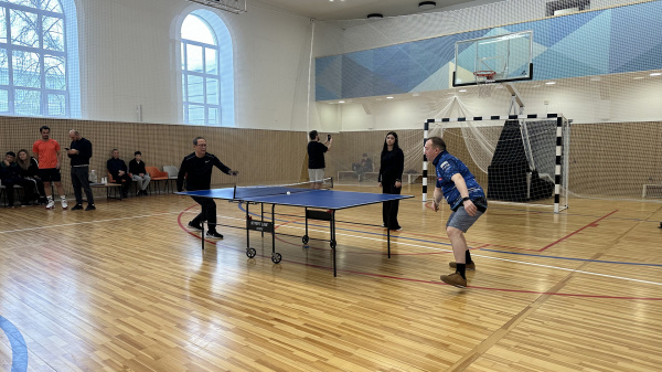 Генконсулы и молодежь Татарстана сыграли в настольный теннис в Казани в преддверии Дня дипломатического работника